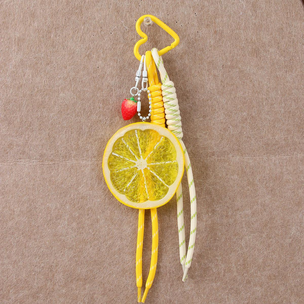 Fun simulation fruit lemon slices strawberry pendant versatile simple creative keychain bag accessories pendant жёлтый