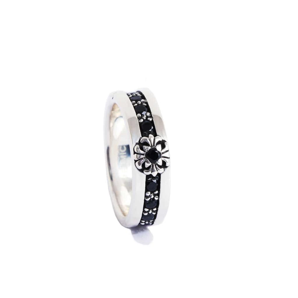 Mezmic Black Iris Silver Ring