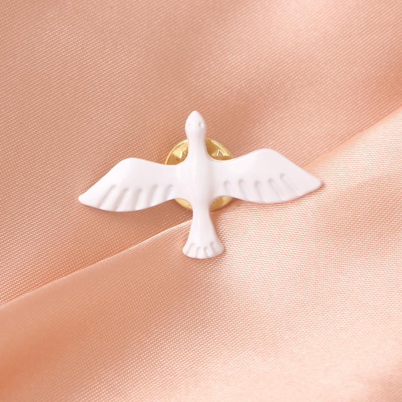 Peace Dove Women's Brooch Lapel Pin Collar Jewelry Anime Badges Halloween Christmas Gift Anime Pins New Year Fashion Brooches