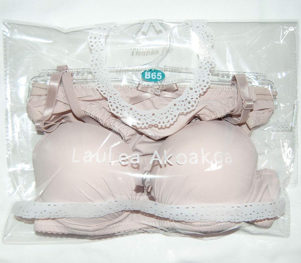 Laurea Core Core C70 Bra and Panty Mocha Plus Sexy Glamour Gal Bra and Panty Underwear with Large Sexy Large C70 Bra and Panty Set Women's Set, Beige,