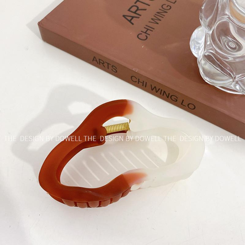 

Exquisite Korean Style Large Cloud Hair Clip For Elegant Updos In Multiple Colors Matte Red