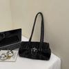 Trendy 2026 Hong Kong Style Washed Denim Shoulder Bag with High-End Texture