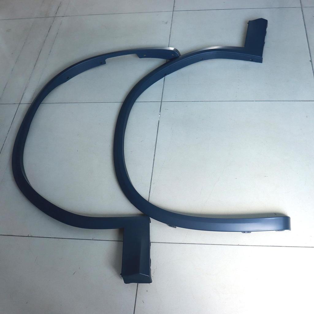 BMW G08 X3 Front Wheel Arch Cover (51778098807, 51778098808)
