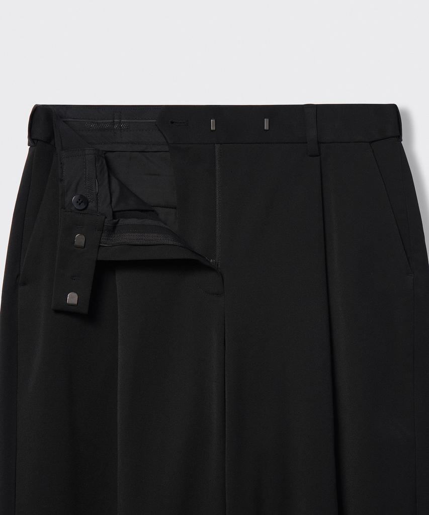 Musinsa Standard Woman Women'S Heavyweight Brushed Deep Tuck Wide Slacks [Black]