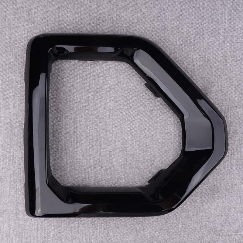 84176752 Right Front Fog Light Outer Bezel Cover Trim Fit For GMC Sierra 1500 Denali SLT AT4    Glossy Black