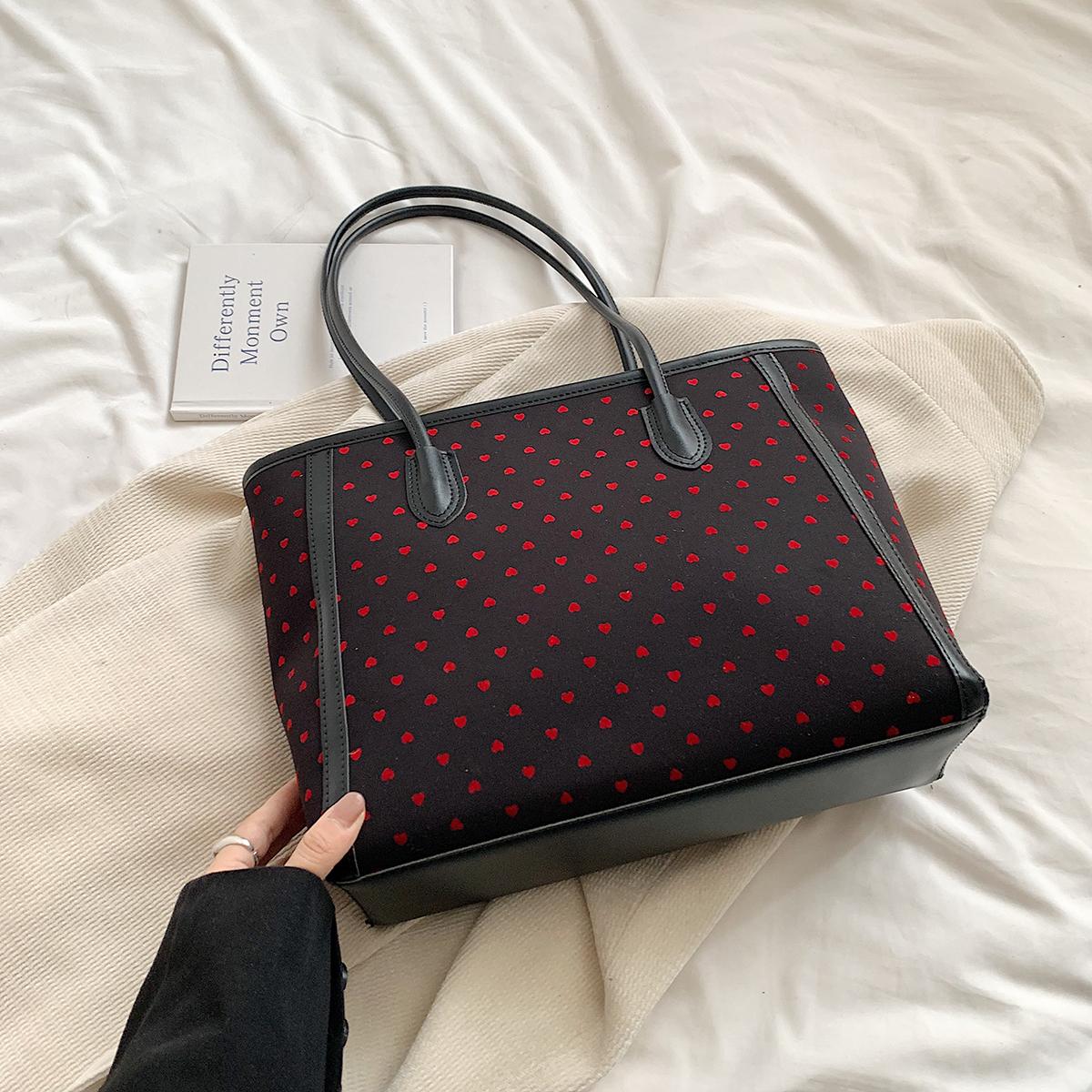 

Модная брендовая сумка, новая большая вместительная сумка через плечо, высококачественная женская сумка, модная нишевая сумка для отдыха, женская сумка-тоут (30cm<Max Length<50cm)