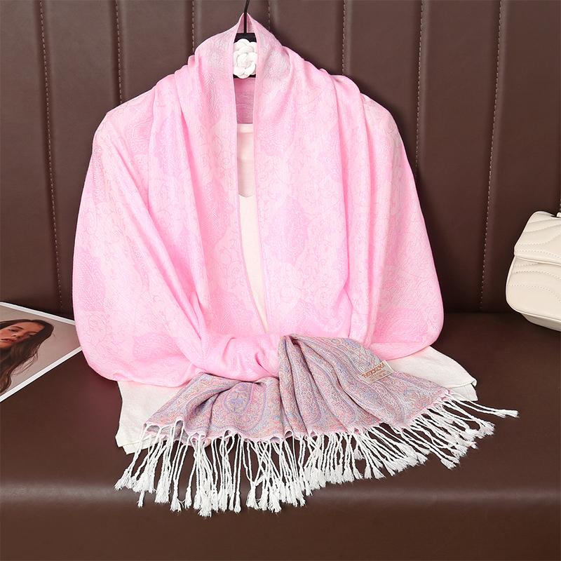 

Women sEthnic Style Floral Pattern Scarf With Jacquard Tassel Classic Shawl Anti-Cold And Warm Neck Scarf