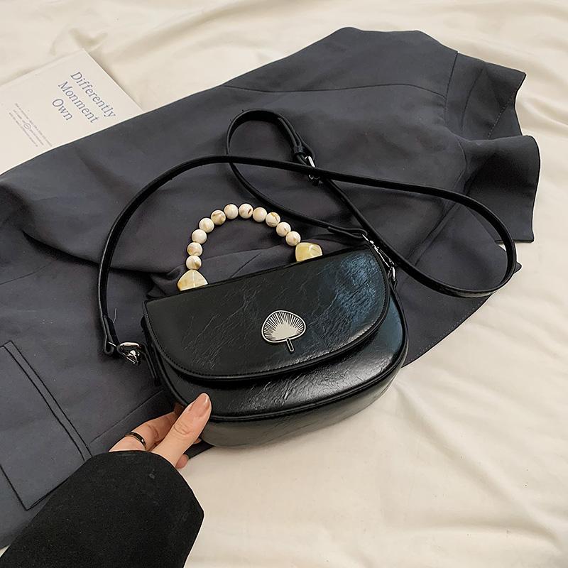 

Однотонная маленькая квадратная сумка через плечо для женщин, новая модная сумка с бисером, универсальная сумка на одно плечо Mini(Max Length<20cm)