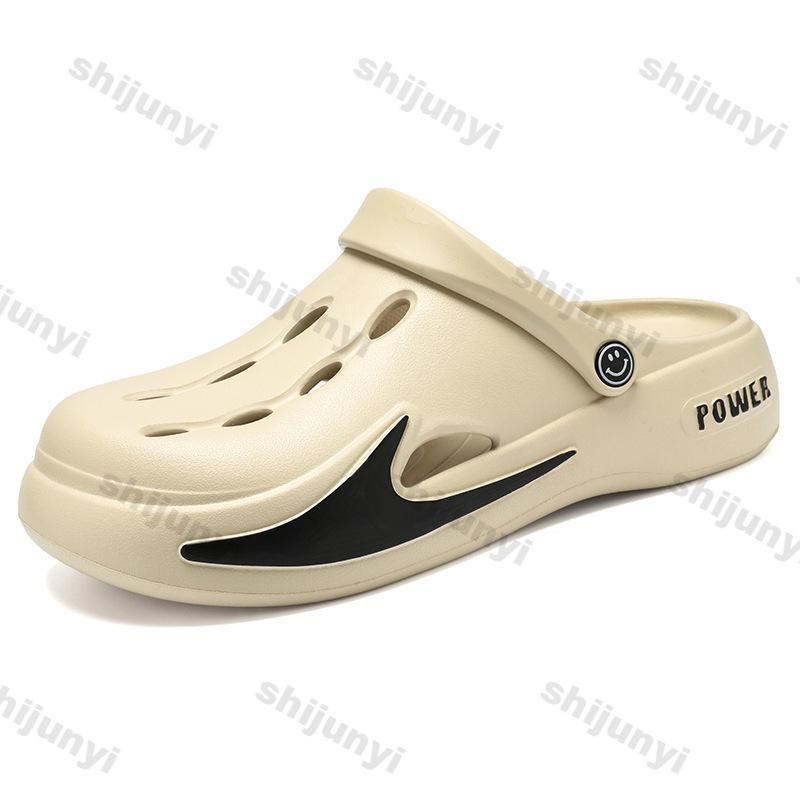 Fashion Men's Slippers 2025 Summer New Hollow Breathable Non Slip Soft Sole Beach Shoes Lightweight Comfortable Fashion Slip on Sandals