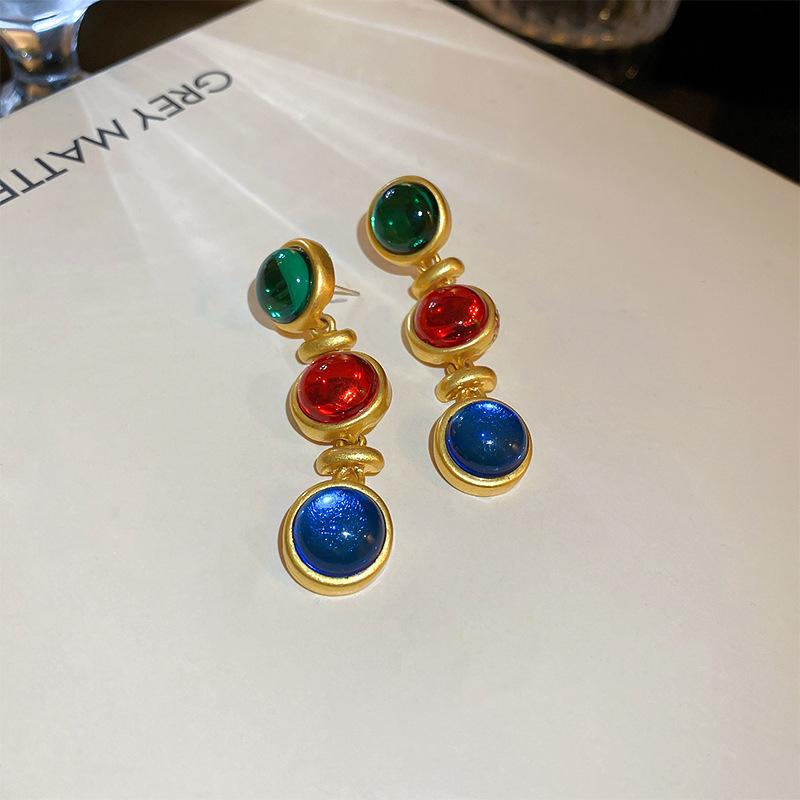 Medieval temperament flower portrait with diamonds love necklace court style niche design collarbone chain new personalized item decoration