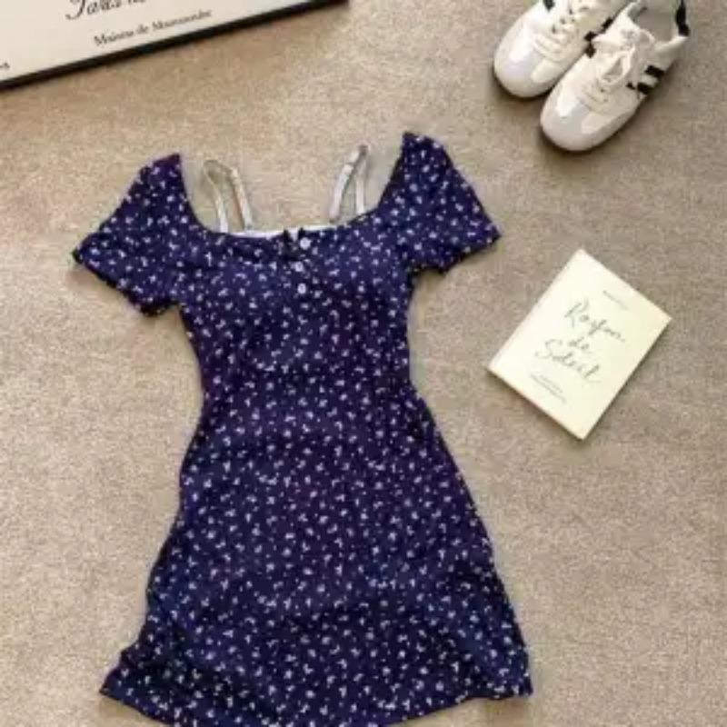 

Women s Casual Navy Ditsy Floral Button Front Short Sleeve Dress OneSize