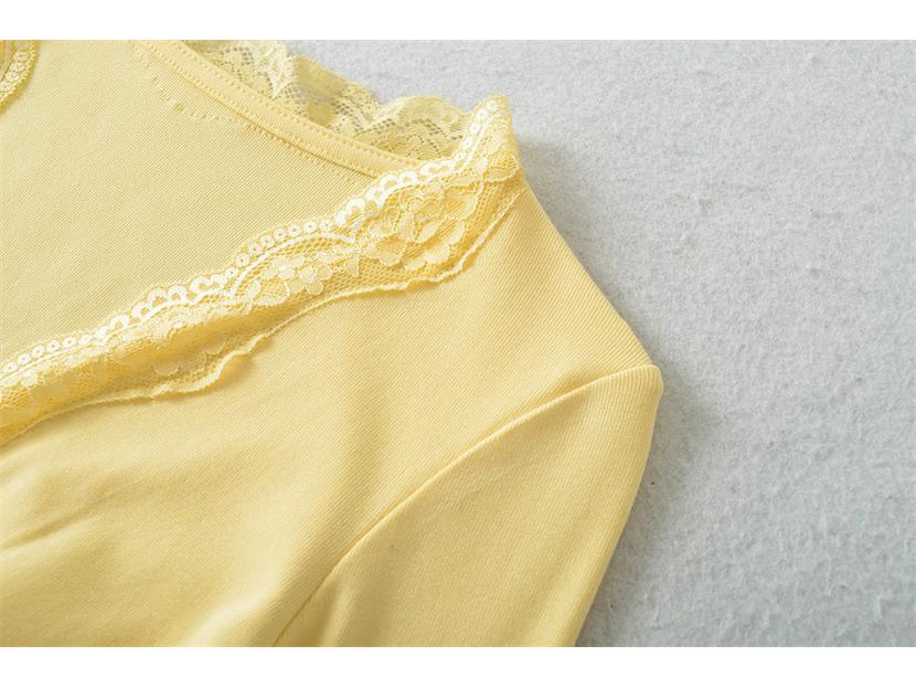 Women's Long Sleeve Lace Trim V-Neck Bell Sleeve Slim Fit Top for Autumn/Winter
