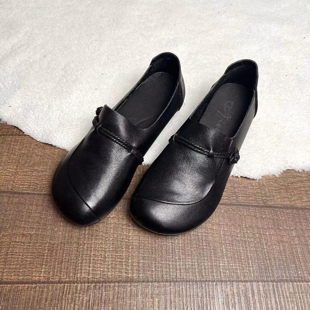 Women s Spring and Summer Retro Ethnic Style Soft Bottom Single Shoes Flat Non-slip Casual Mom Shoes 41 чёрный 2140₽