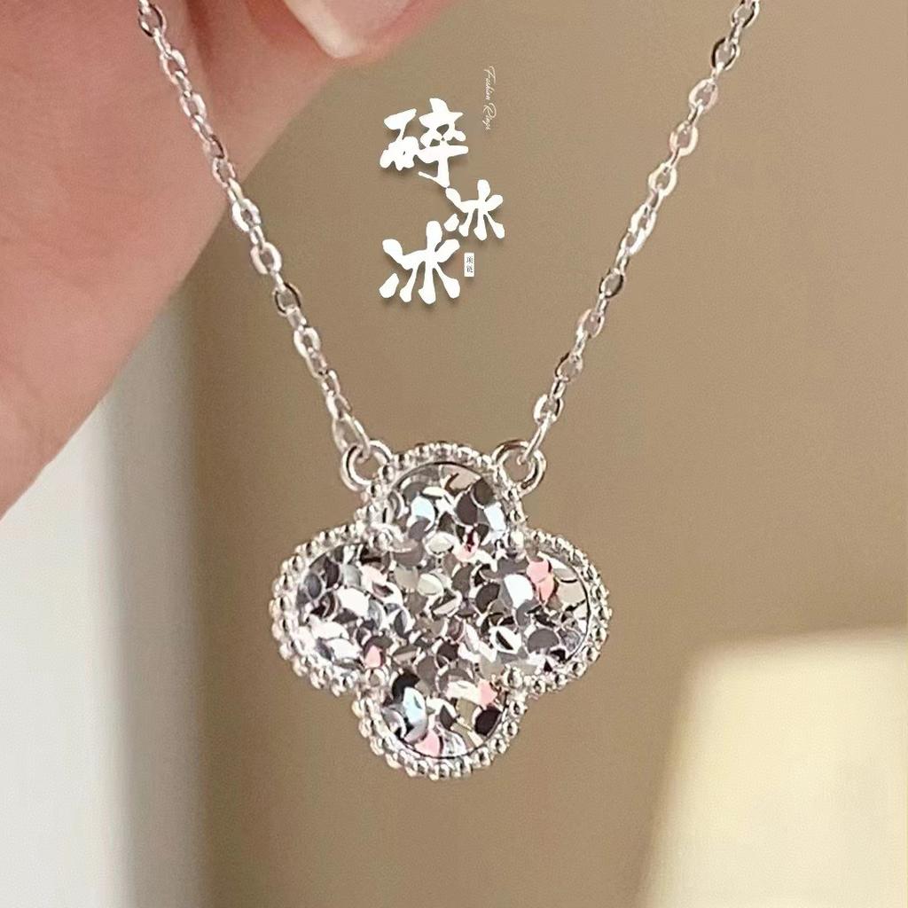 Titanium Steel Does Not Fade, Simple High-End Necklace Women'S Design Temperament Collarbone Chain Fashionable Personalized Pendant