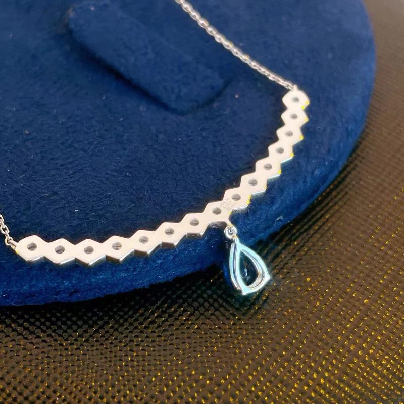Blue Diamond Smile Necklace: Versatile, Light Luxury, Niche Design g1627