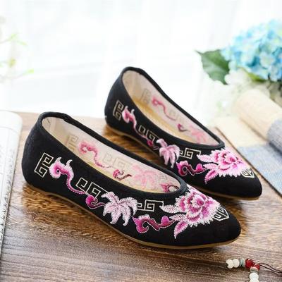 Chaussure plate pour femme nouveau style ethnique brodée semelle souple à enfiler peu profonde bout pointu tissu léger chaussures Cheongsam