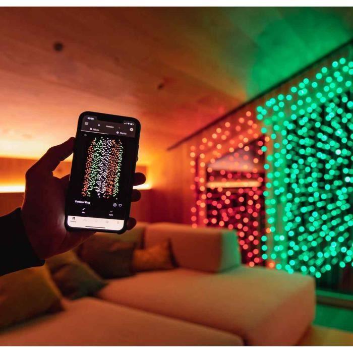 Lampes Décoratives - Twinkly - Curtain - 210 LEDs RGBW - 2,1 Mètres - Télécommande WiFi/Bluetooth
