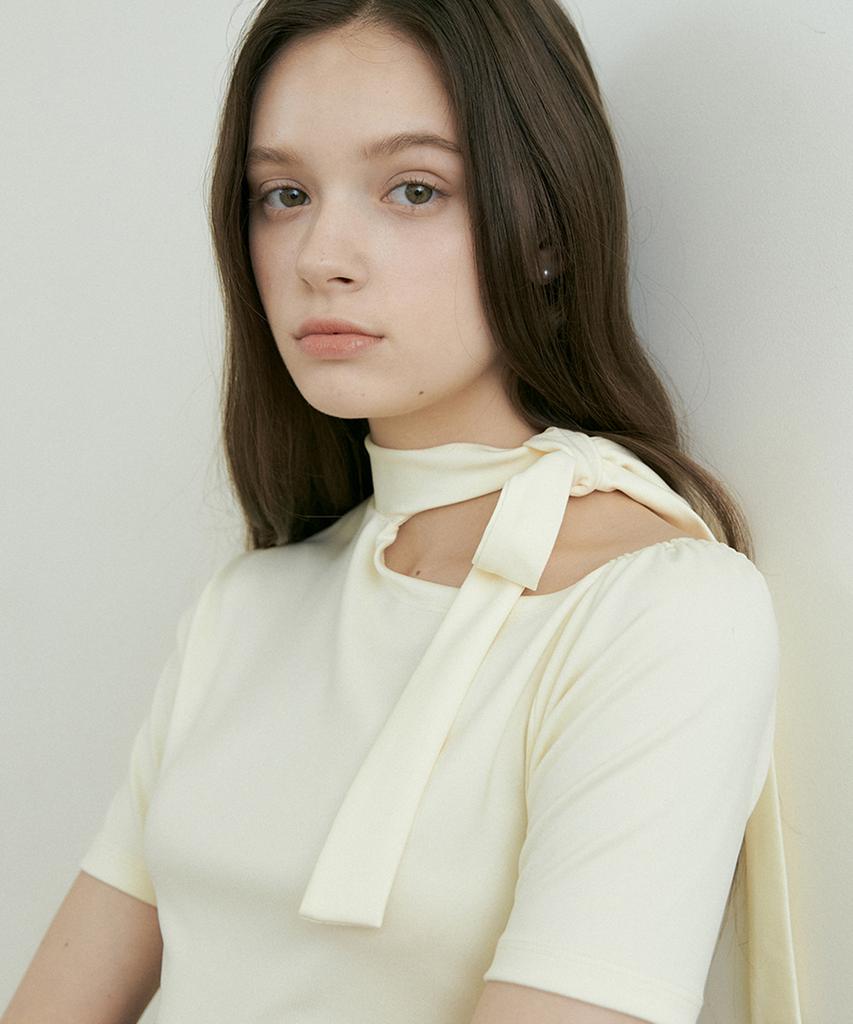 REORG Fra Cutout Half Scarf T-Shirts Lemon
