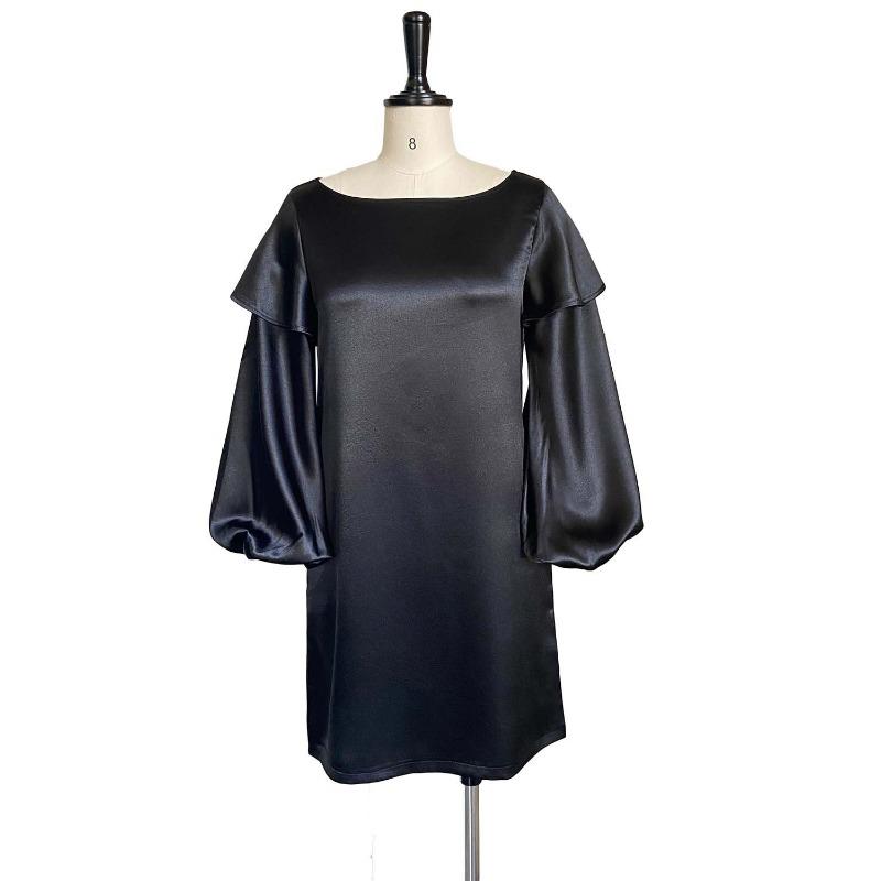 

Желаю весеннее модное платье свободного кроя с рукавами-пузырями однотонное большого размера XXXL чёрный