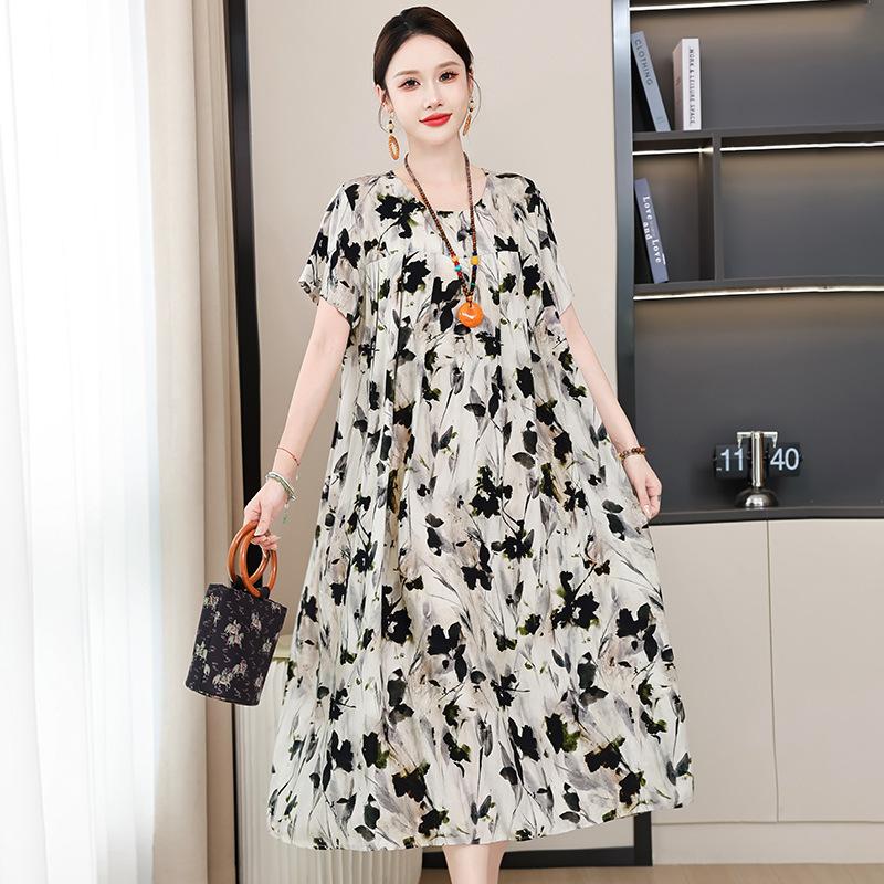 2 Neues hochwertiges florales Baumwoll-Seiden-Kleid für Damen-Sommer-Temperament, Bauchbedeckung für Mütter, große Größe künstliche Baumwolle langer Rock