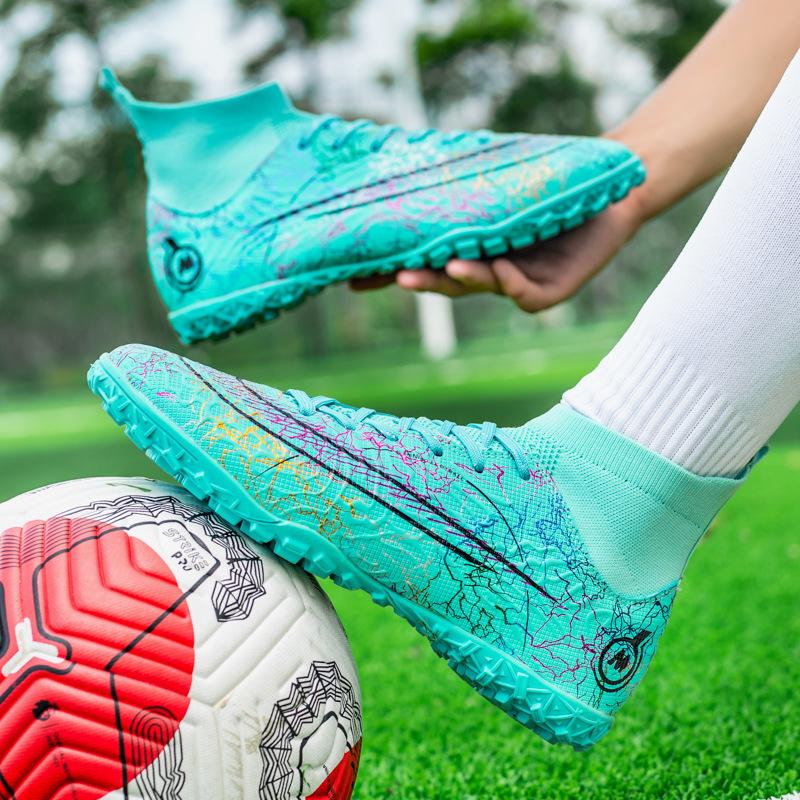 

Оригинальные высокие футбольные бутсы Новые студенческие взрослые убийцы 14 шипованные бутсы Уличная спортивная детская футбольная обувь 46