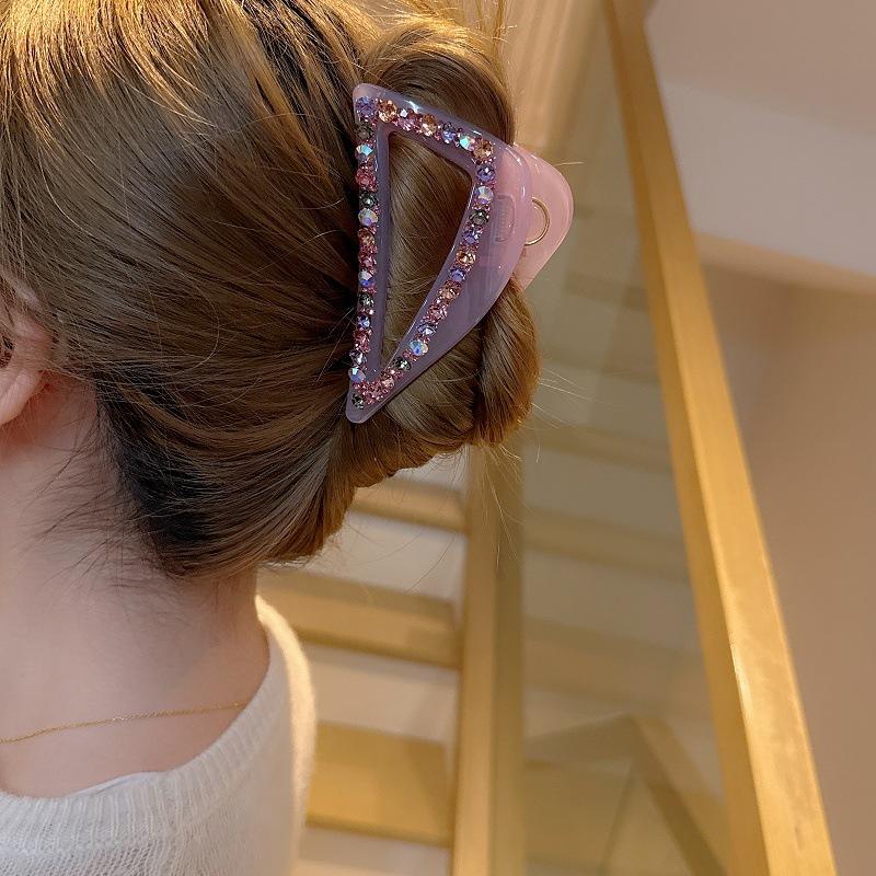 Korean High-End Hair Clip, Fashionable and Elegant Minimalist Triangular Diamond-Encrusted Claw Clip