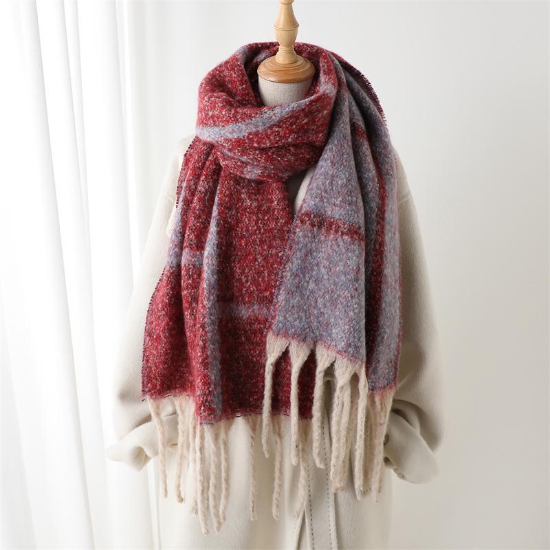 

Classic Simple Literary Plaid Imitation Cashmere Warm Shawl Scarf Autumn And Winter Fashion Versatile Fringed Commuter Scarf 220 * 42cm (including tassel)