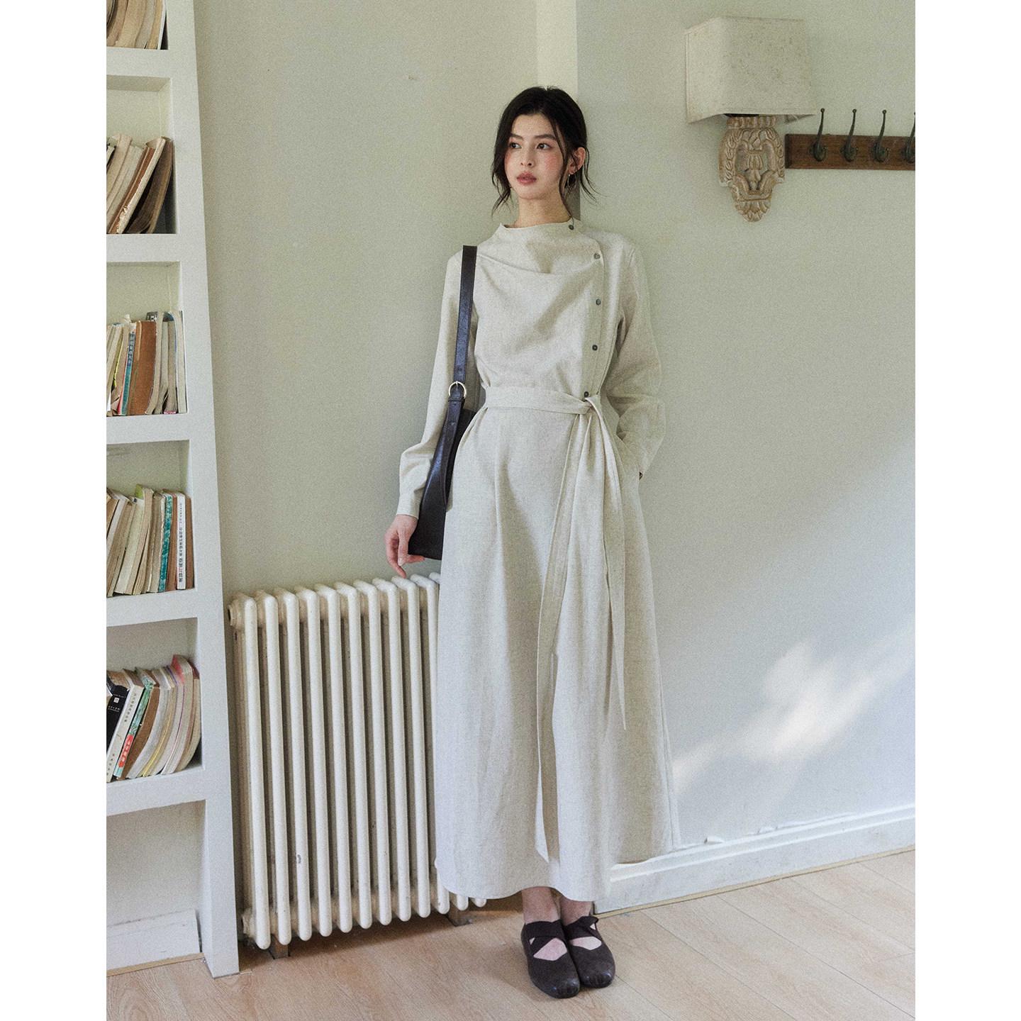 

Er Yang Twilight Cloud High-End Asymmetrical Long-Sleeve Dress for Women, Spring/Autumn, Intellectual Style, Waist-Cinched. Medium