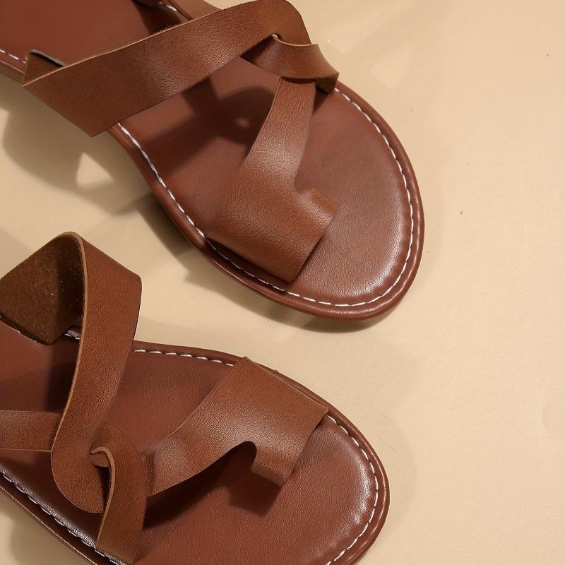 Damen Außenhandel Übergröße Europäischer und amerikanischer Stil Neue coole Hausschuhe Sommer Casual Oberbekleidung Zehenbedeckung Wort mit flachen Sohlenhausschuhen