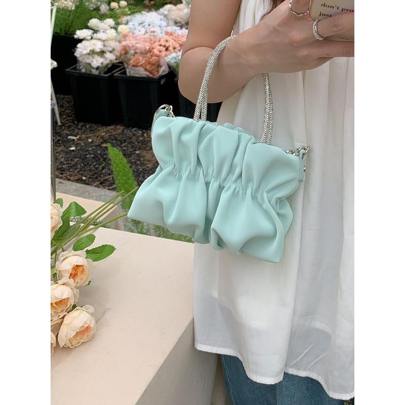 

Rhinestone handheld shoulder bag women s summer new women s celebrity temperament pleated cloud chain messenger bag зелёный
