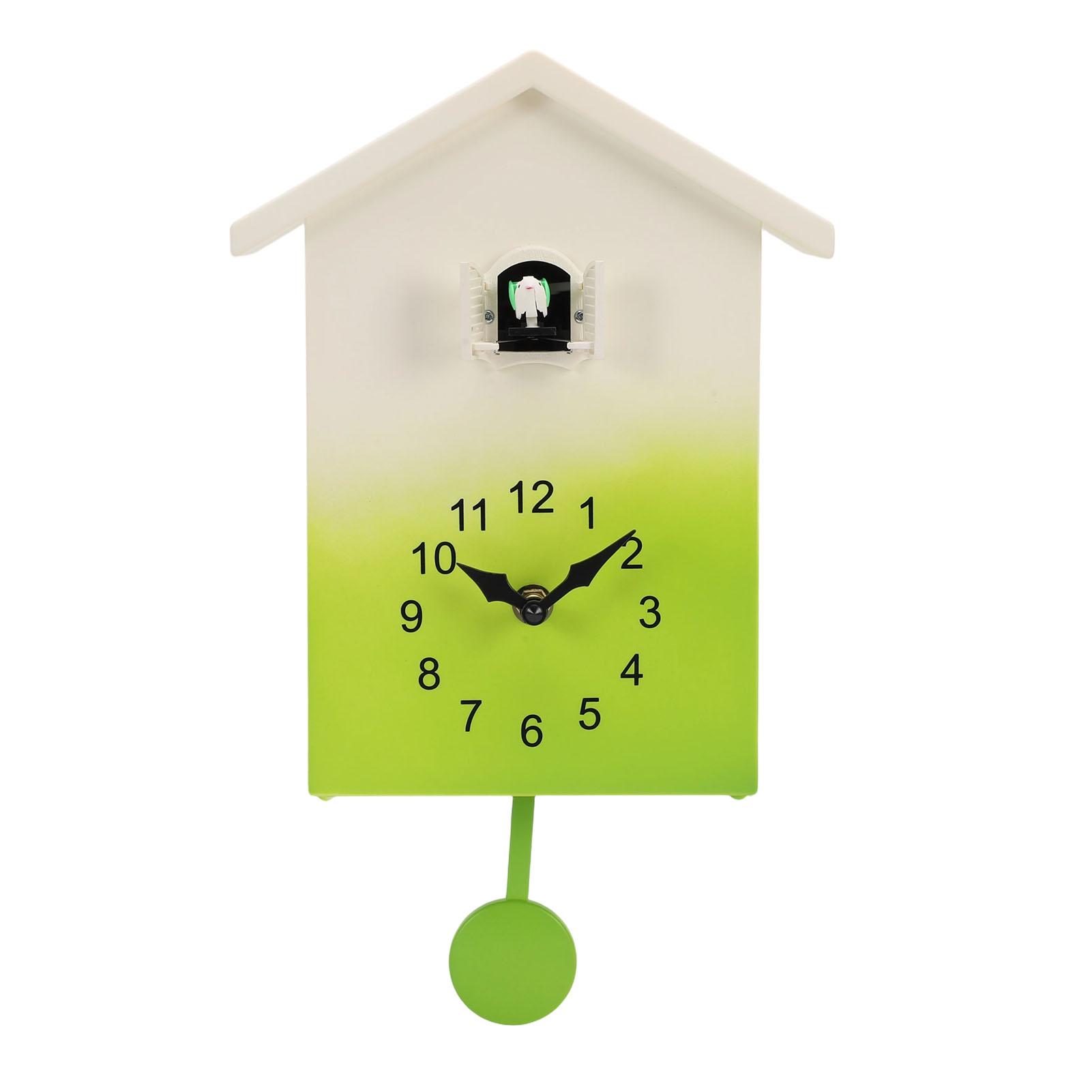 Cuckoo Clock with Cuckoo Bird Voices Pendulum Modern Battery Operated Hourly Chiming Wall Clock for Study Office Living зелёный
