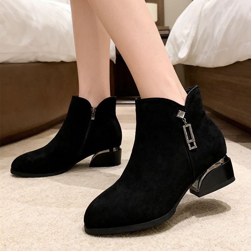 Soft Leather Short Boots Women's New Autumn and Winter Thick Heel Middle Heel Matte Suede Women's Shoes Round Head Velvet Leather Shoes