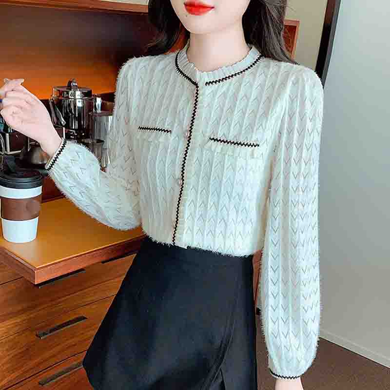 Winter Velvet Fashion New 2024 Long Sleeve O-Neck Office Lady Apricot Lace Blouse Shirt Women Tops Blouses Shirts J815