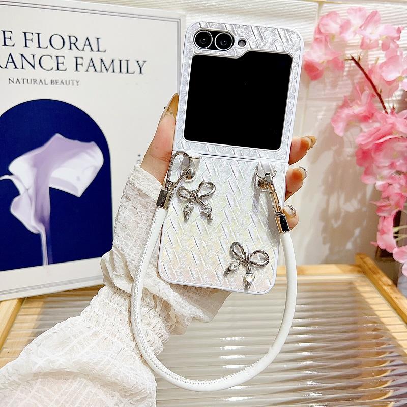 Luxury Gradient 3D Bow Weave Pattern Phone Case for Samsung Galaxy Z Flip 3 4 5 6 5G Flip6 With Lanyard Shockproof Back Cover