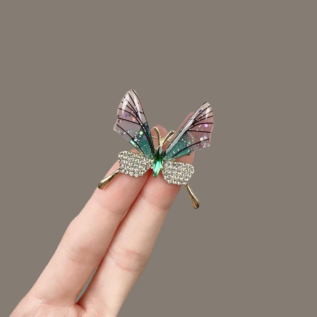 Sunward Growth Sunflower Brooch: Elegant Women's Corsage Pin for College Entrance Suits