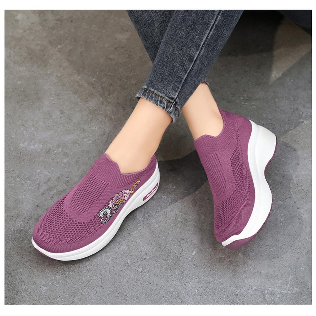 Women's Summer New Lightweight Sponge Sole Casual Shoes, Women's Height Increasing Shoes, Versatile Thick Soled Shoes