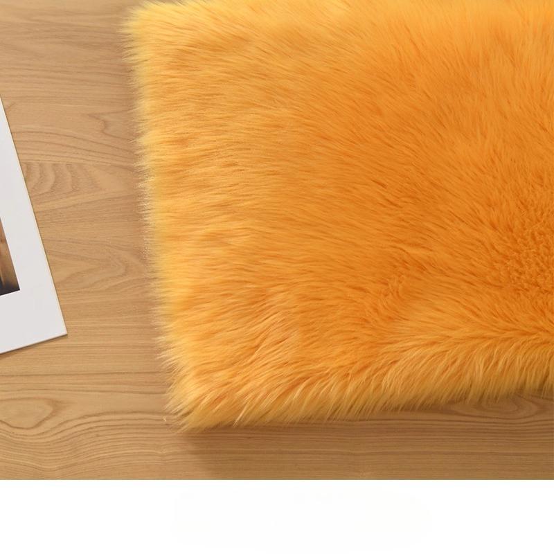 4cm Plush Fabric Soft and Smooth Fursuit Fur Fabric 50x160cm DIY Clothing Doll Decorative Shaggy Fur Handmade Material