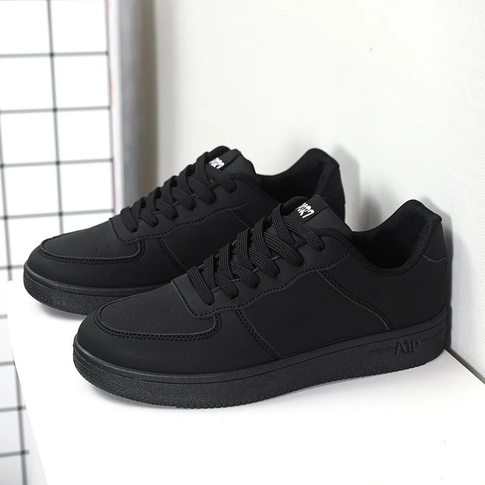 Fashion 2025 Men Outdoor Flat Classic Black Sports Shoes Lace Up Skateboard Board Shoe Walking White Fashion Running Sneakers