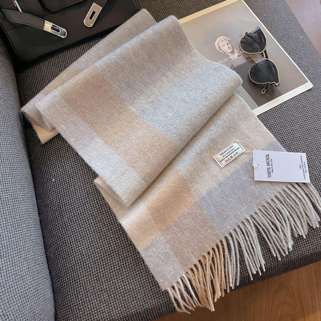 2025 Unisex 100% Wool Scarf: Versatile and Warm for Autumn & Winter