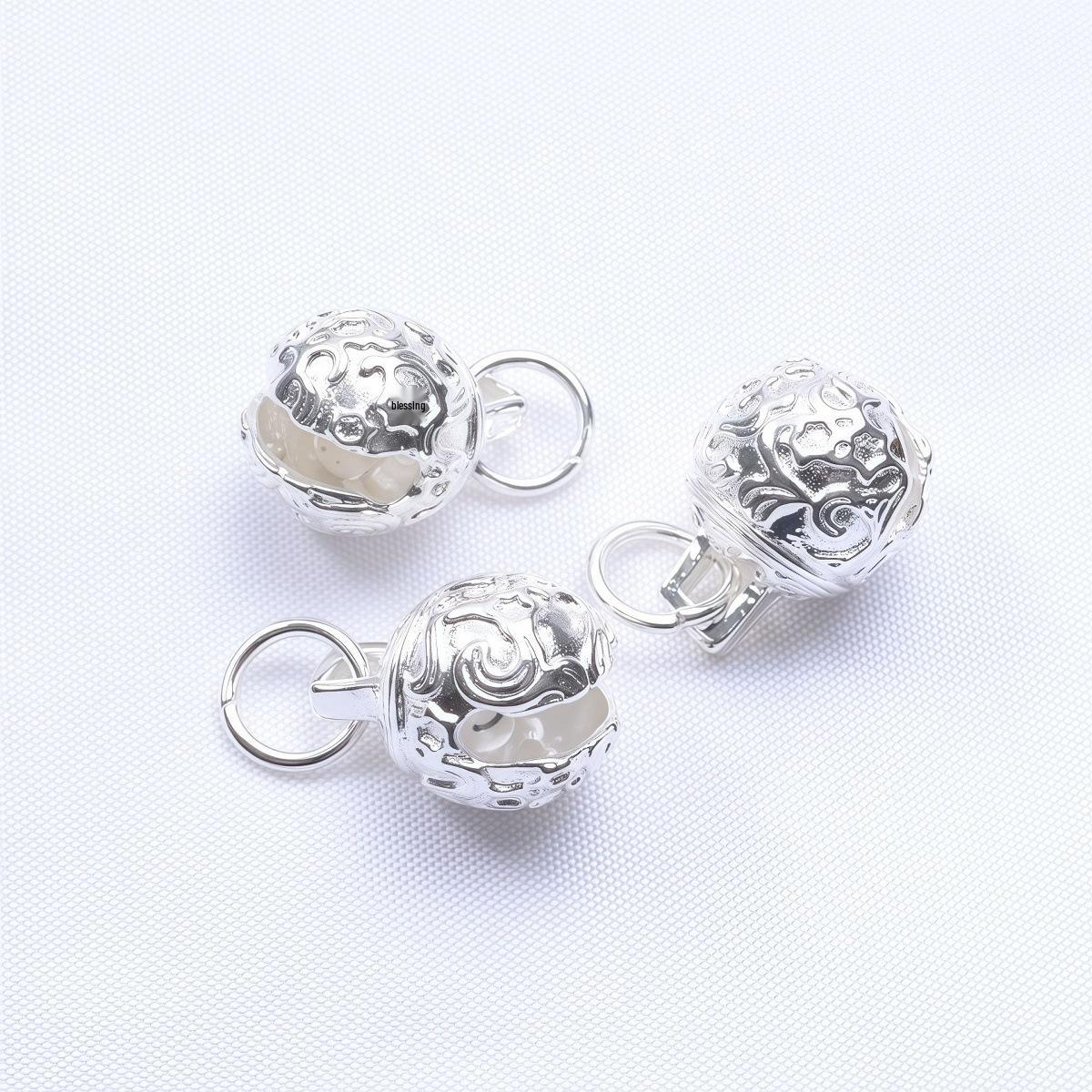 Позолоченный 14K, сохраняющий цвет, подвеска-колокольчик с вырезанной головой тигра для изготовления украшений своими руками.