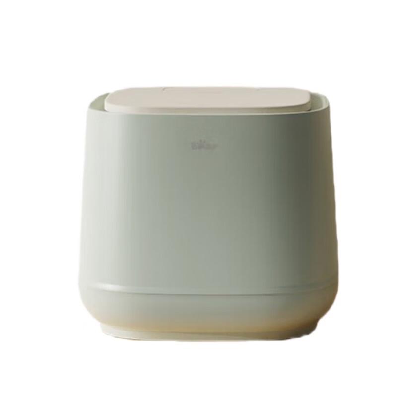 Bear Sealed Rice & Grain Storage Bin