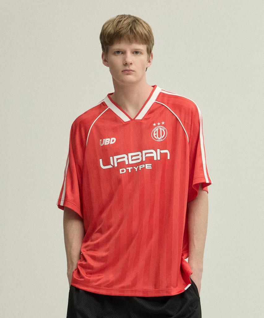 URBANDTYPE Retro Striped Soccer Jersey T-Shirt_Red