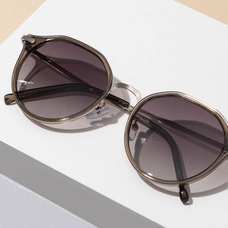 

RECLOW RECLOW E421 GRAY Sunglasses FREE