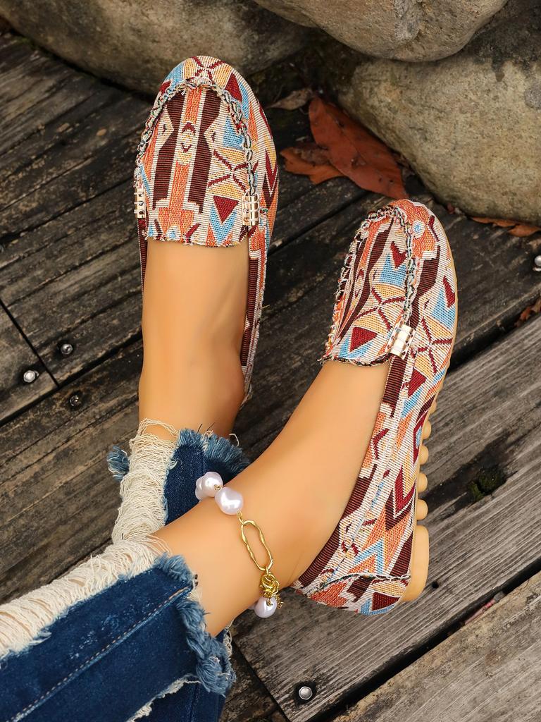 Women's shoes casual flat sole bean shoes round toe shallow mouth women's single shoes large size women's shoes