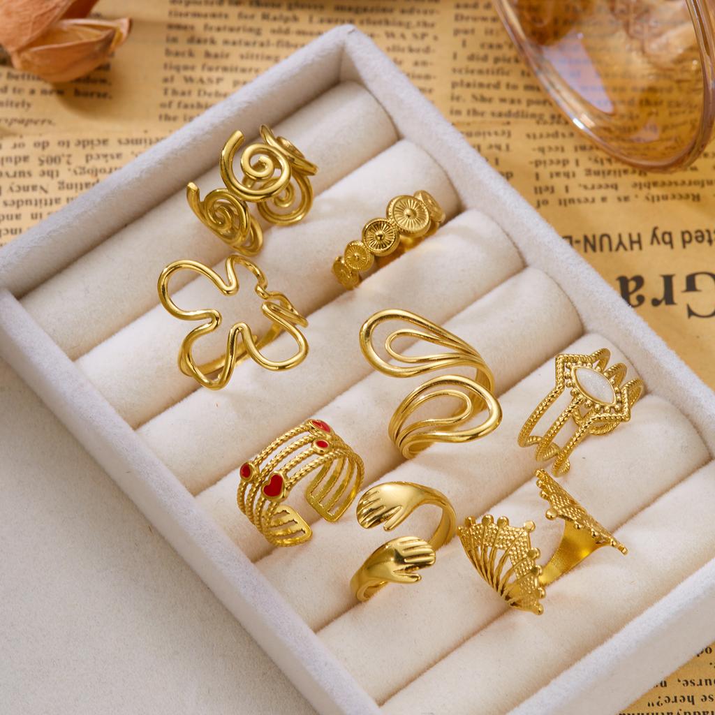 Stainless Steel Vintage Geometric Sunburst Ring For Women Red Love Heart Spiral Flower Finger Rings Party Aesthetic Jewelry Gift
