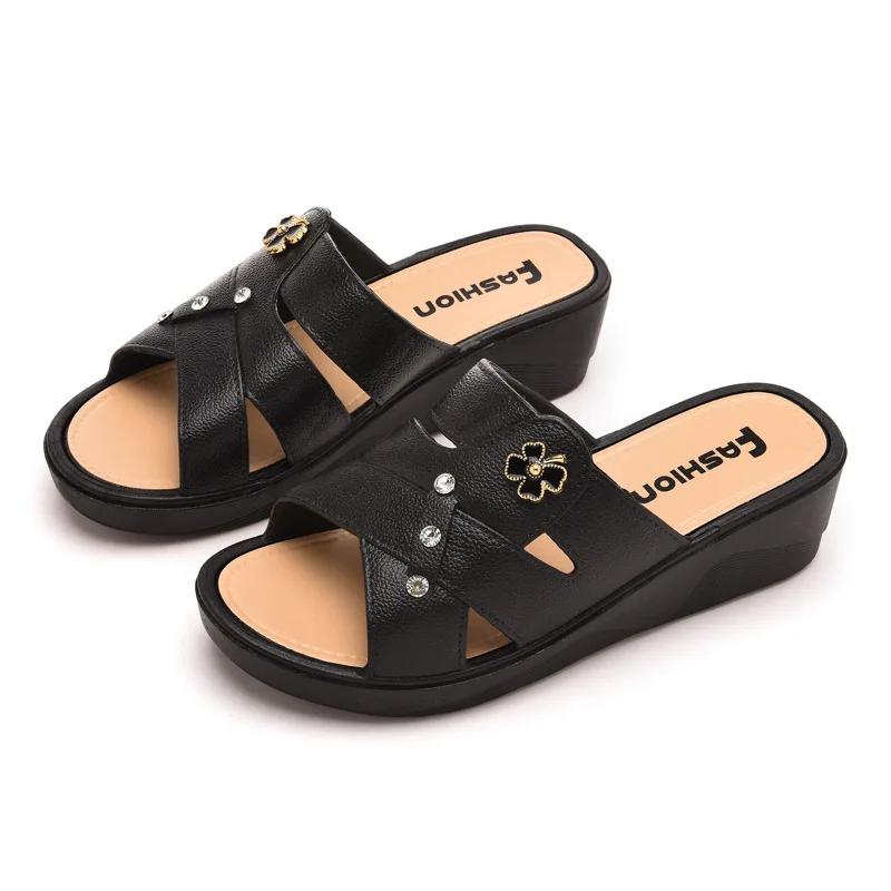 Women Shoes Summer Slippers Women Wear Outside Thick Sole Wedge Heels Fashion Slippers Soft Bottom Mother Shoes Zapatos De Mujer