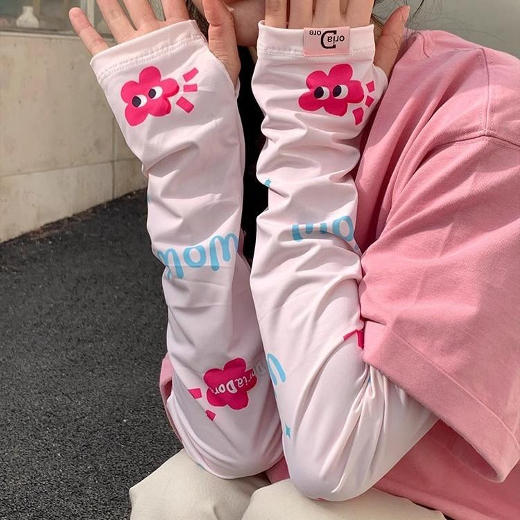Ladies Cute Cartoon Arm Sleeves UV Protection, Ice Silk Cooling Sleeves, Breathable Thin Summer Sun Sleeves for Driving Cycling Outdoor