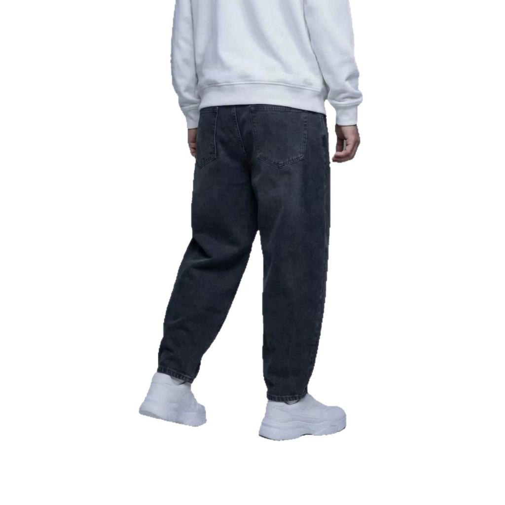 Loose banana jeans