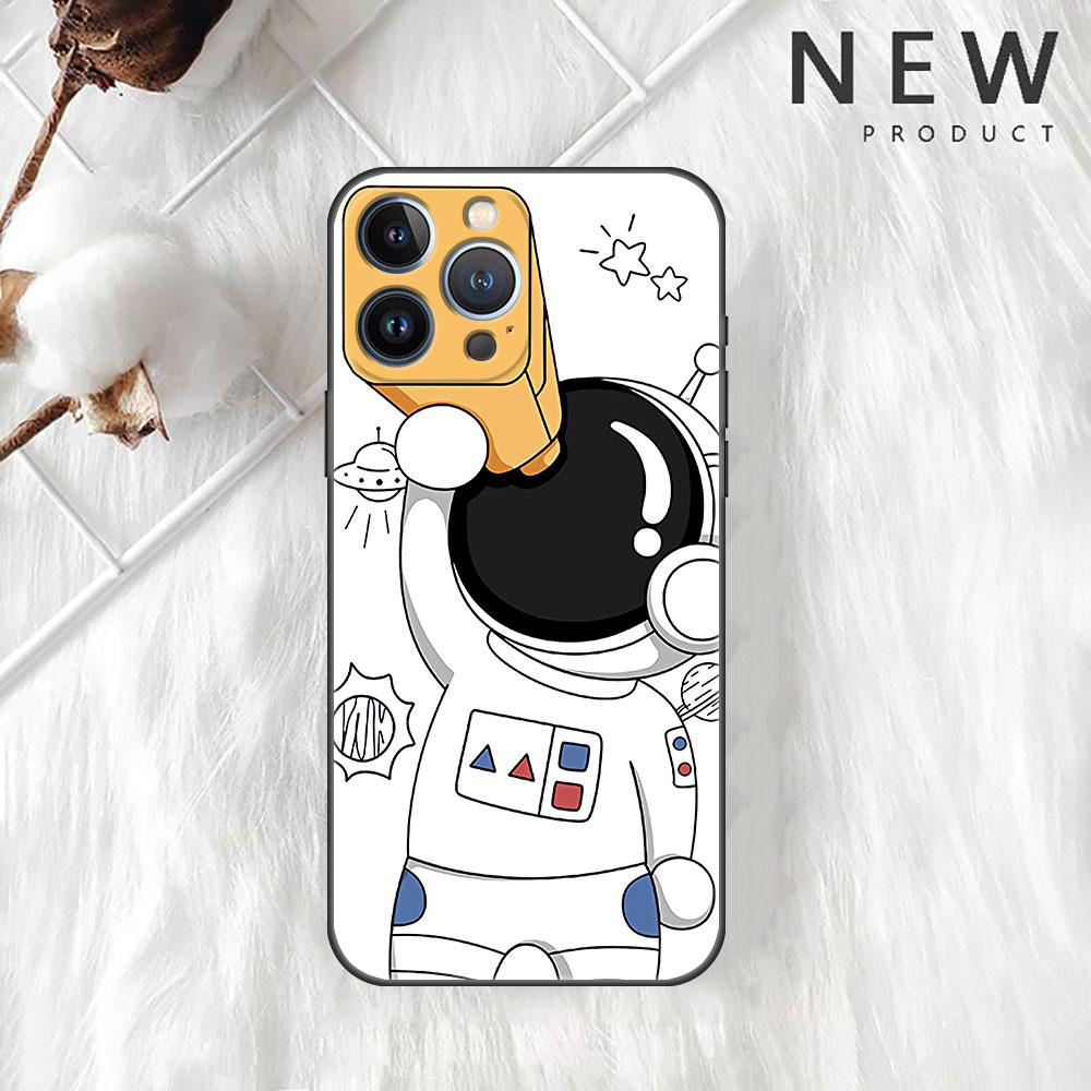 Urocze etui z astronautą dla Apple iPhone 14 11 13 12 Pro 7 XR X XS Max 8 Plus 6 6S 14Pro Czarne Miękkie Etui na Telefon
