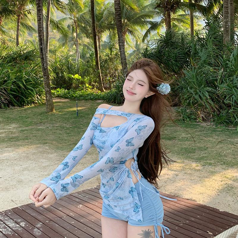 Swimsuit Xia Chunyi Bikini Long Sleeve Blouse Hip Skirt Sweet Strap Vacation Swimsuit Quan